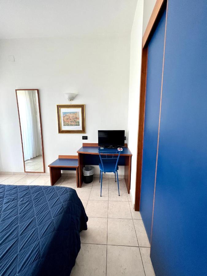 Hotel Montecarlo 3*