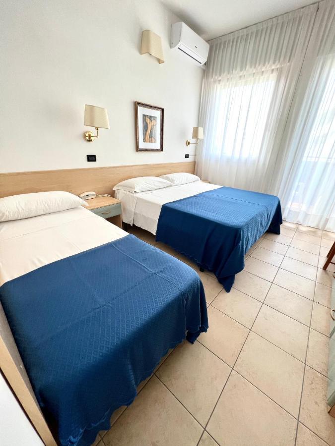 Hotel Montecarlo 3*
