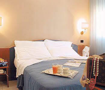 Montecarlo Hotel 3*